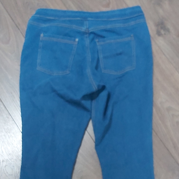 Hue mid-rise capri - Picture 6 of 7